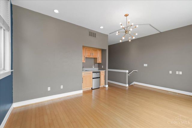 902 Monastery Street, Cincinnati, OH 45202