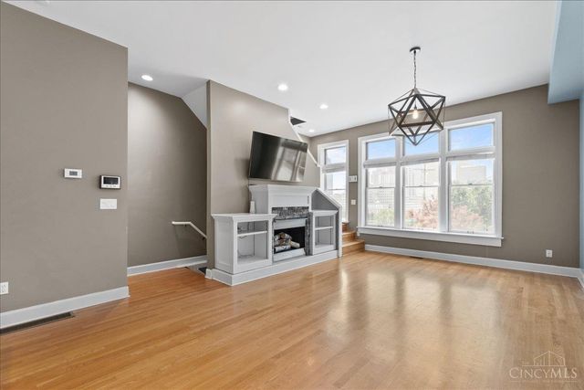 902 Monastery Street, Cincinnati, OH 45202