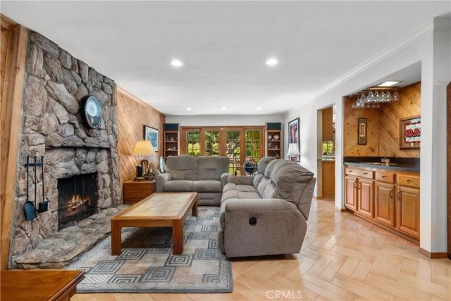 20619 Horace Street, Chatsworth, CA 91311