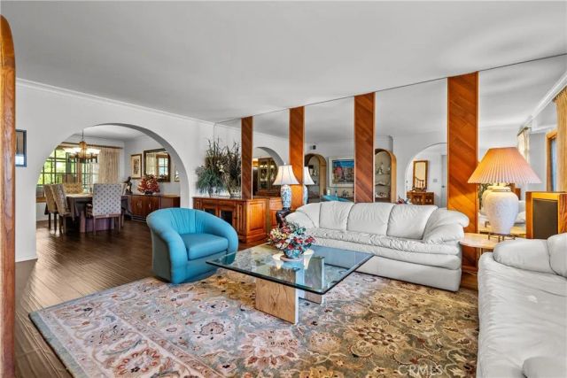 20619 Horace Street, Chatsworth, CA 91311
