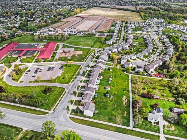 5954 Sable RIdge Drive Se, City Of Kentwood, MI 49508