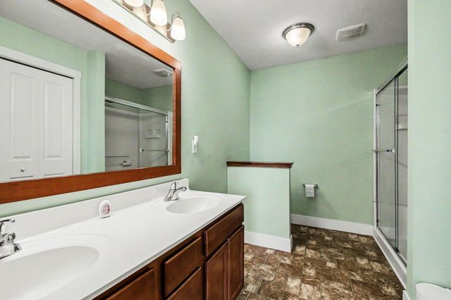 5954 Sable RIdge Drive Se, City Of Kentwood, MI 49508