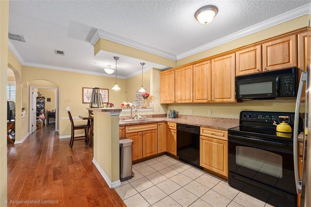 1257 SW 9TH ROAD 308, Gainesville, FL 32601