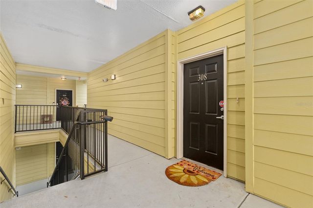 1257 SW 9TH ROAD 308, Gainesville, FL 32601