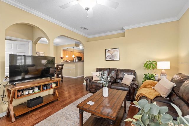 1257 SW 9TH ROAD 308, Gainesville, FL 32601