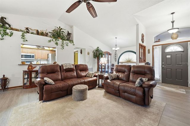 9879 N CITRUS SPRINGS BOULEVARD, Citrus Springs, FL 34434