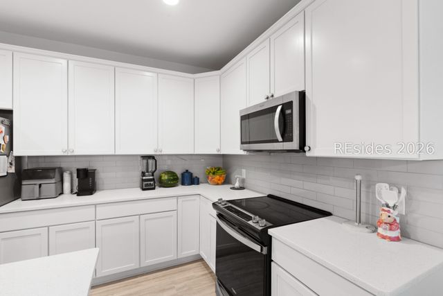 54 Garden Row Dr N, Hardeeville, SC 29927