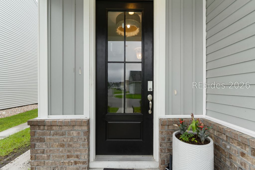 54 Garden Row Dr N, Hardeeville, SC 29927
