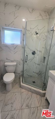 2041 Linnington Avenue, Los Angeles, CA 90025