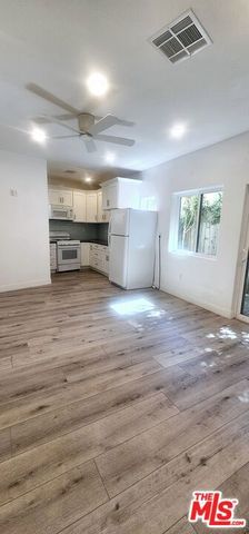 2041 Linnington Avenue, Los Angeles, CA 90025