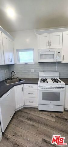 2041 Linnington Avenue, Los Angeles, CA 90025