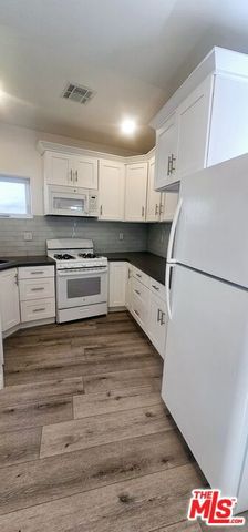 2041 Linnington Avenue, Los Angeles, CA 90025