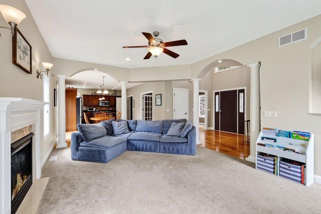 9409 Eagle Nest Lane, Middleton, WI 53562