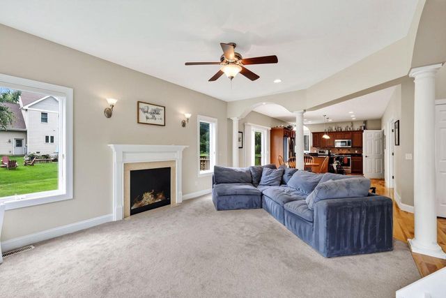 9409 Eagle Nest Lane, Middleton, WI 53562