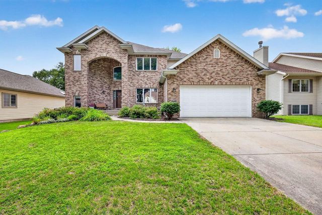 9409 Eagle Nest Lane, Middleton, WI 53562