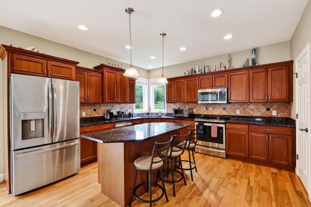9409 Eagle Nest Lane, Middleton, WI 53562