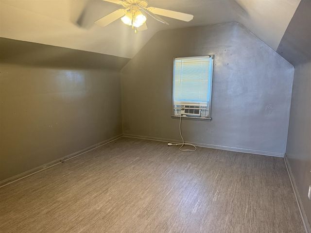 1860 Ray Street, Muskegon, MI 49442