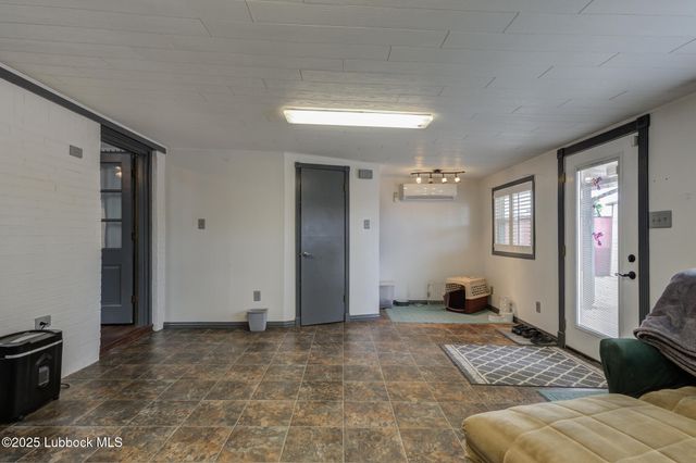 2608 74th Place, Lubbock, TX 79423