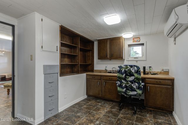 2608 74th Place, Lubbock, TX 79423