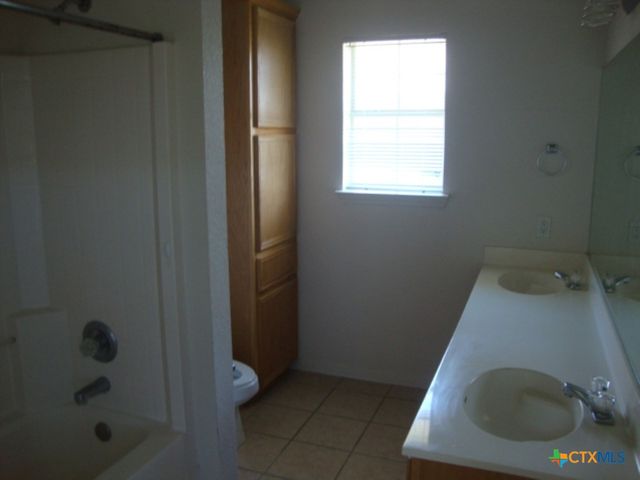 4900 John David A, Killeen, TX 76549