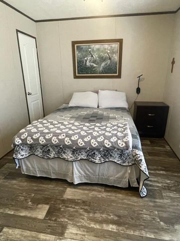 5976 Pleasant Grove Road, Walterboro, SC 29488