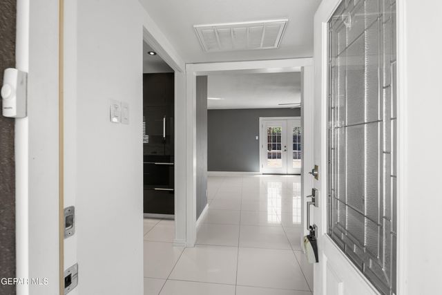 210 BELVIDERE Street, El Paso, TX 79912