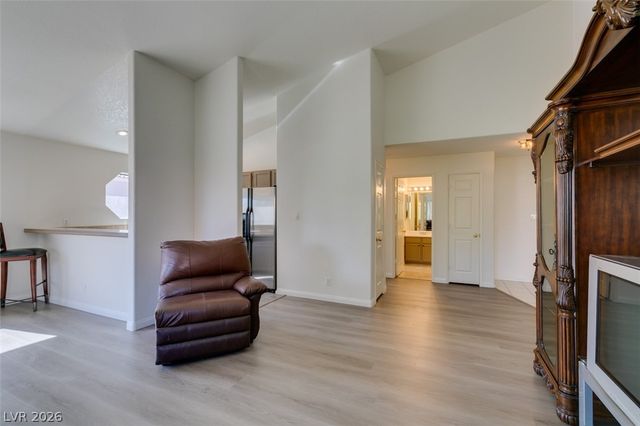 5054 South Rainbow Boulevard 202, Las Vegas, NV 89118