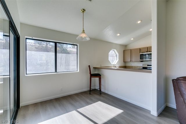 5054 South Rainbow Boulevard 202, Las Vegas, NV 89118