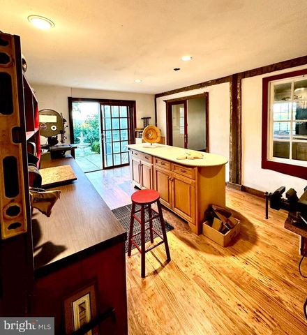 125 HASLAN LN, Coatesville, PA 19320