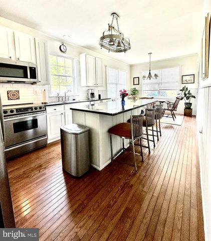 125 HASLAN LN, Coatesville, PA 19320