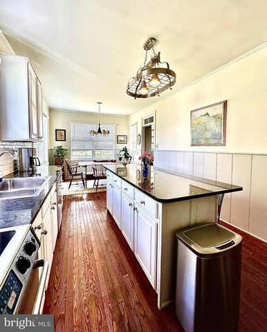 125 HASLAN LN, Coatesville, PA 19320