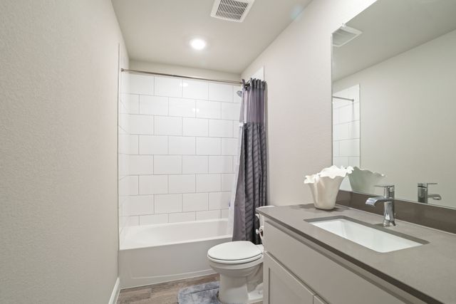 1322 Greenfield Drive, Cedar Hill, TX 75104