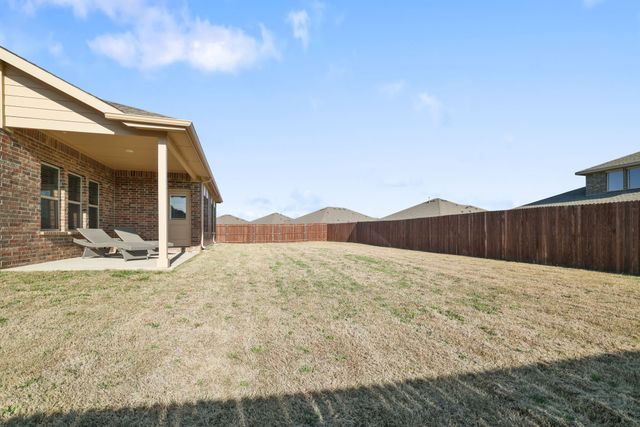 1322 Greenfield Drive, Cedar Hill, TX 75104