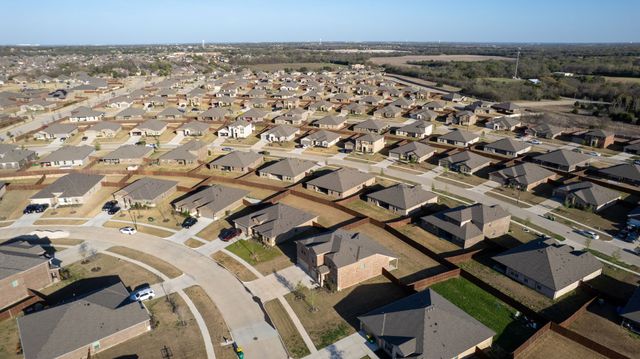 1322 Greenfield Drive, Cedar Hill, TX 75104