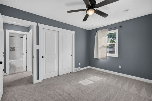 520 E Thornton Avenue, Des Moines, IA 50315