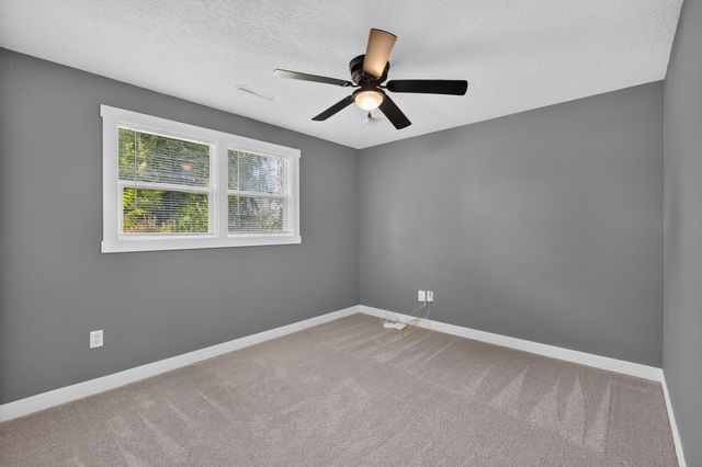 520 E Thornton Avenue, Des Moines, IA 50315