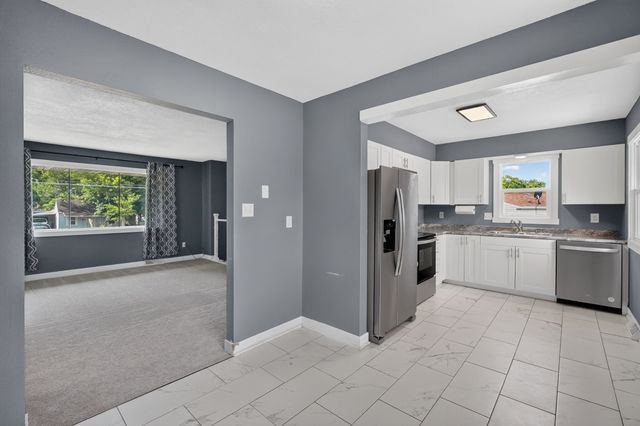 520 E Thornton Avenue, Des Moines, IA 50315