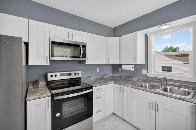 520 E Thornton Avenue, Des Moines, IA 50315
