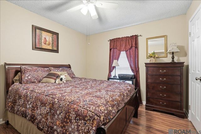 12222 Tickfaw Dr, Baton Rouge, LA 70818