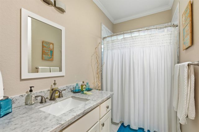 2009 Oceanview Drive, Seabrook, TX 77586