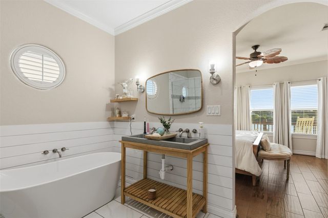 2009 Oceanview Drive, Seabrook, TX 77586