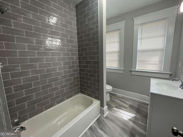916 Cascade Road SW, Atlanta, GA 30311