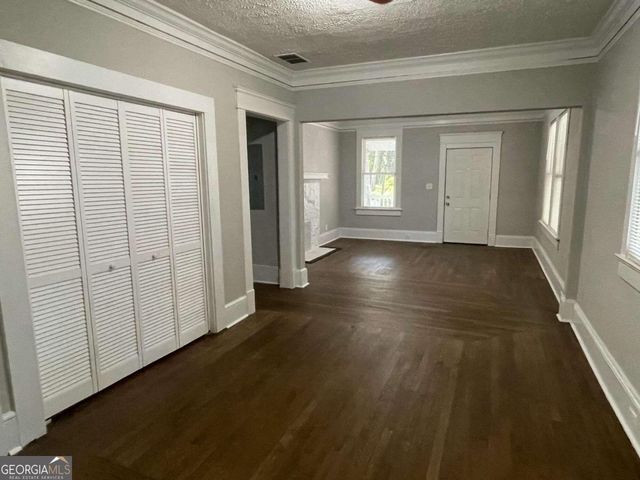 916 Cascade Road SW, Atlanta, GA 30311