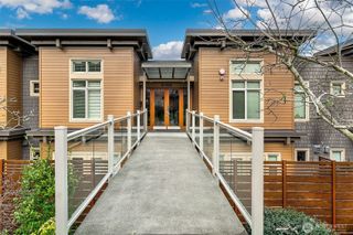 61 Pine Street #203, Edmonds, WA 98020