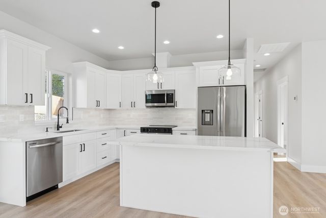 11 Hobble Creek Street, Elma, WA 98541