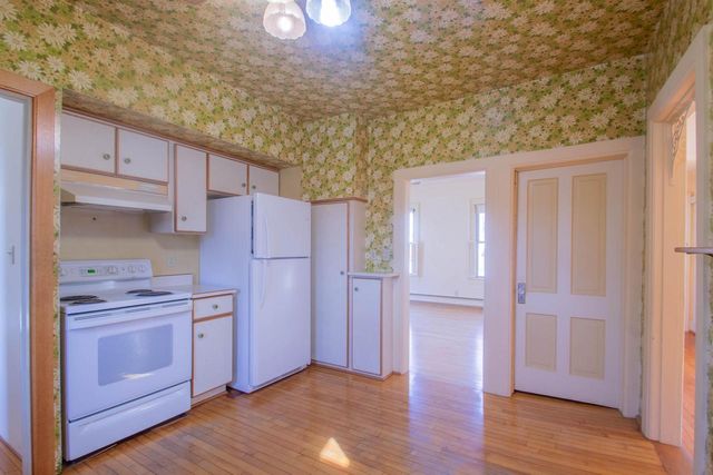 412 S 10th STREET, Watertown, WI 53094