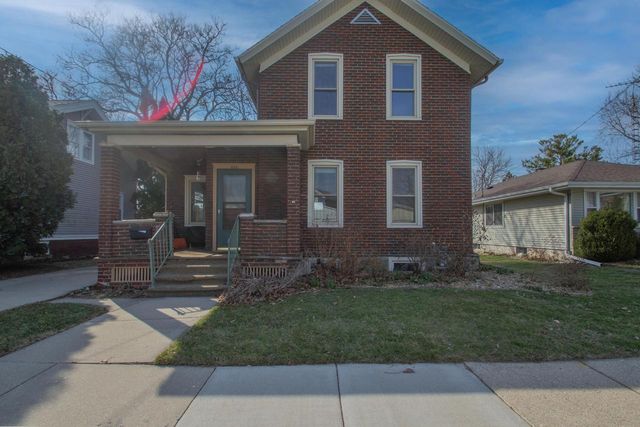 412 S 10th STREET, Watertown, WI 53094