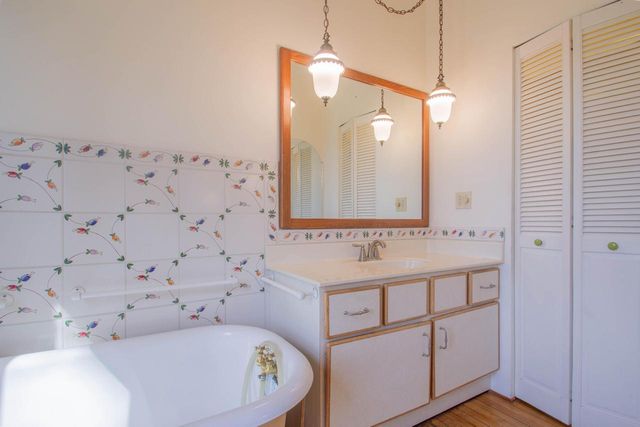 412 S 10th STREET, Watertown, WI 53094