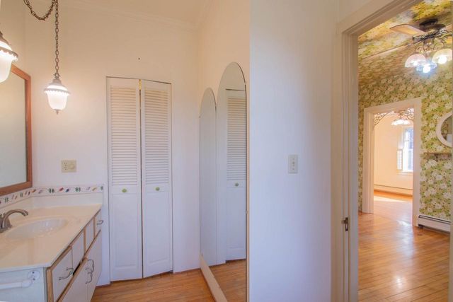 412 S 10th STREET, Watertown, WI 53094