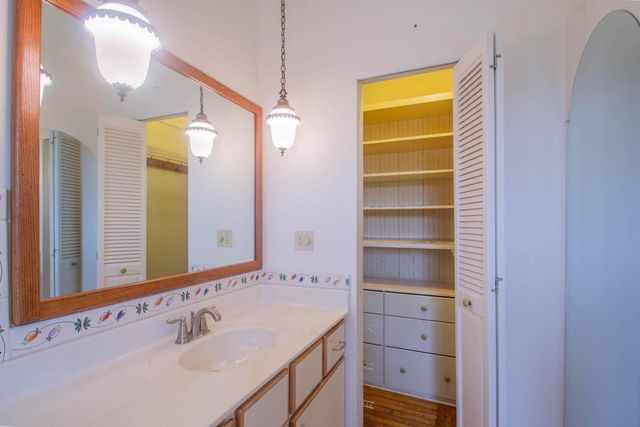 412 S 10th STREET, Watertown, WI 53094